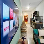 Деревянный коттедж Cosy 4 *