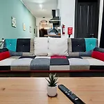 Cosy 4 Деревянный коттедж *